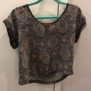 Cool shirt with two sided pattern